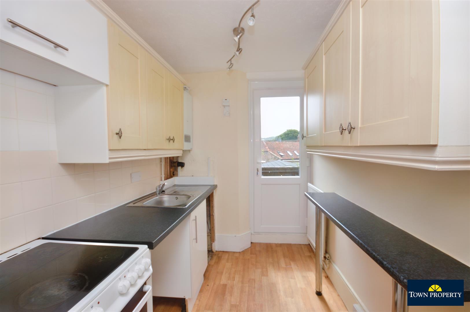 Property Details for Upperton Gardens Eastbourne BN21 2AF Town